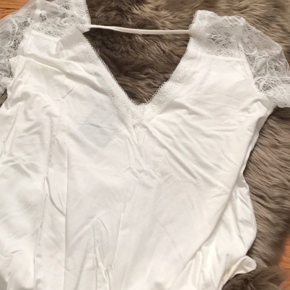 Beautiful knit top - Picture 6 of 9